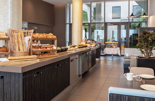 Novotel Paris Saint Denis Stade Basilique