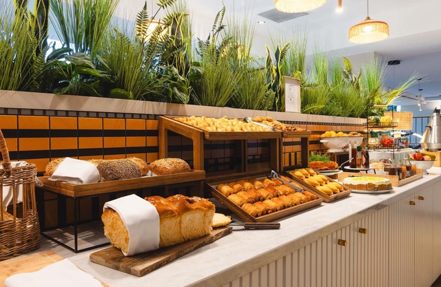 Novotel Paris Suresnes Longchamp