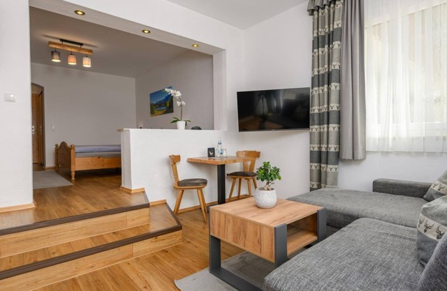 "Nr. 1" apartment, shower, WC, 1 bedroom - Wallgauer Hof, vacation apartments