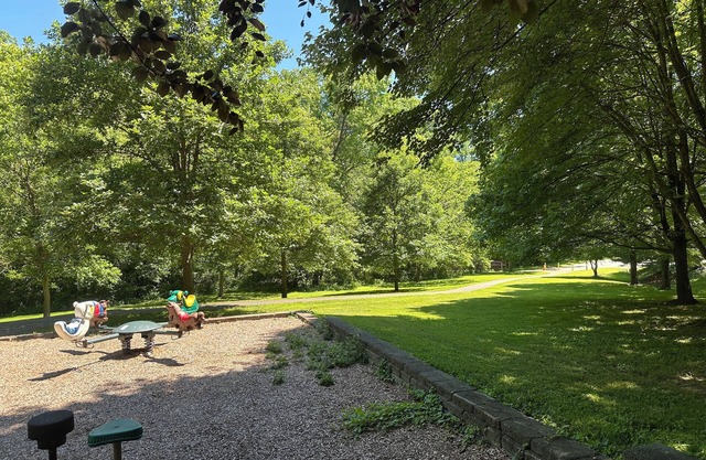 Nr NlH, Naval Hosp - 1 Bed/1 Bath