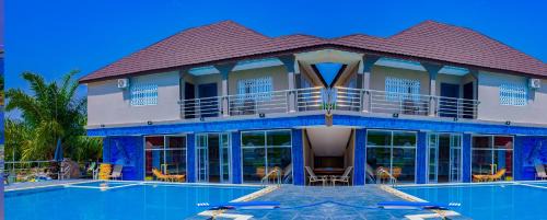 Nyawa Inn & Resort