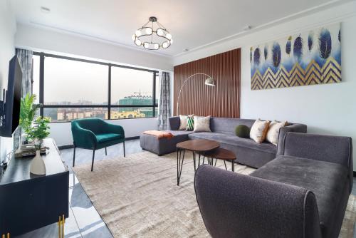 Nyumbani Oasis - Tastefully Furnished Three Bedroom Apartment In Kilimani