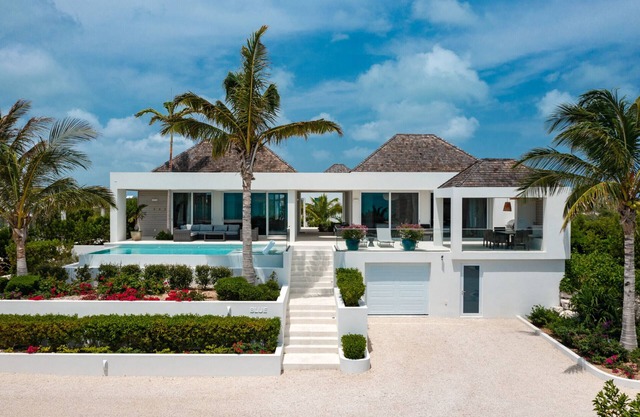 Ocean Dream 2 BR Villa Blue - Ocean View