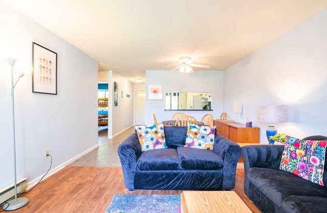 Ocean Edge: 2-bedroom condo with pool and resort access, near beaches