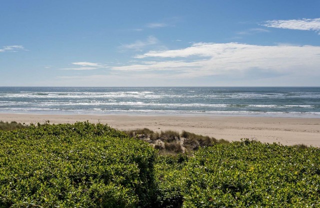 Ocean Front Home near Newport! Dog Friendly! Hot Tub!