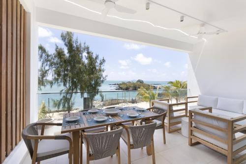 Ocean Grand Gaube by Host Agents