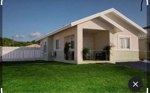 Ocean Pointe Holidays-Lucea, Hanover