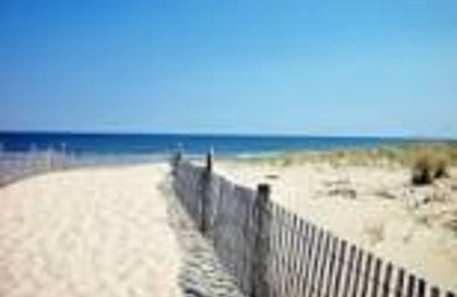 Ocean View and only steps to the sand !