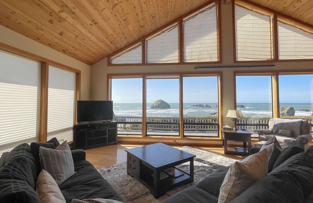 Ocean View at Face Rock: Stunning view of Face Rock with 4 bedrooms & 4 baths