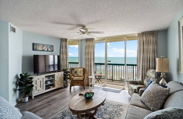 OCEANFRONT Clean Updated Condo in Ashworth in OD
