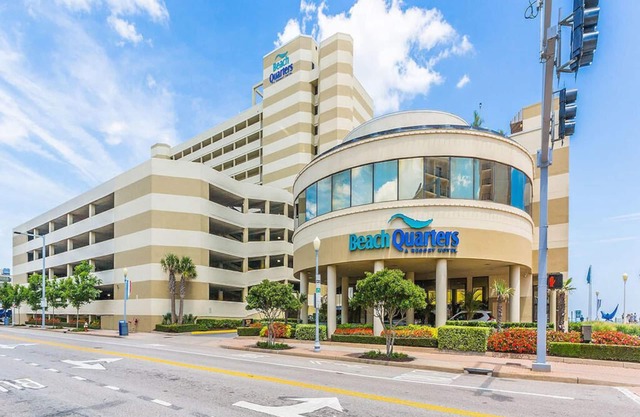 Oceanfront one bedroom at Beach Quarters Resort, VA Beach. Reserve now!