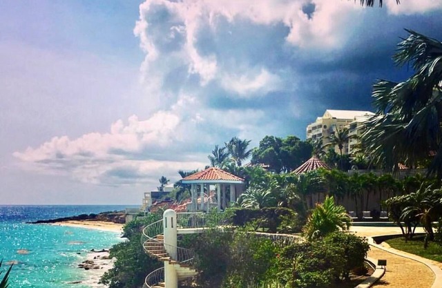 Oceanfront Paradise: Luxurious Penthouse with Spectacular Pools and Peloton