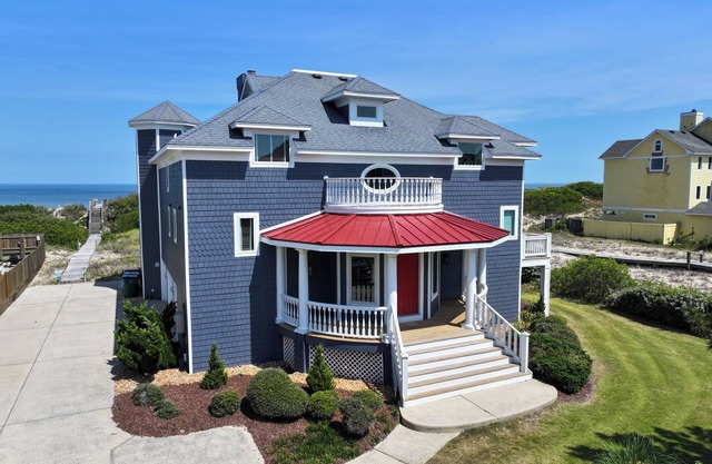OCEANFRONT, Private Pool, Ocean Views, Hot Tub, BU85, Lifes a Beach