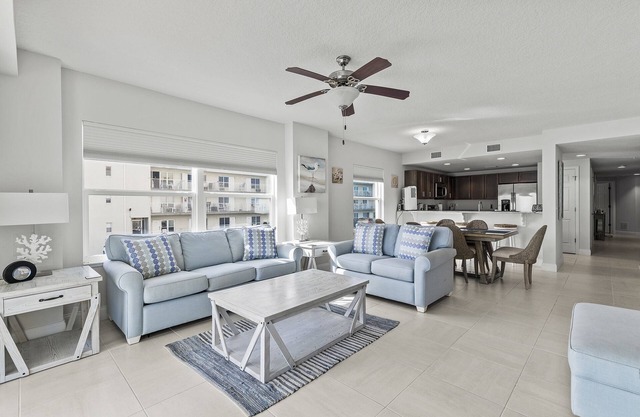 🌊Oceanfront 4BR-Breathtaking Ocean Views-Great Amenities-Daytona Aruba 206-🌊