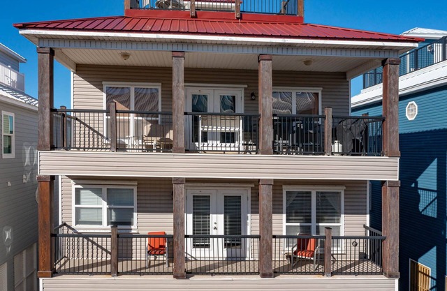 Oceanside Oasis is your Pensacola Beach dream escape!