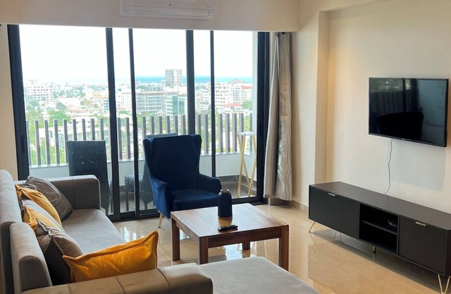 Oceanview City Apt Urban Retreat