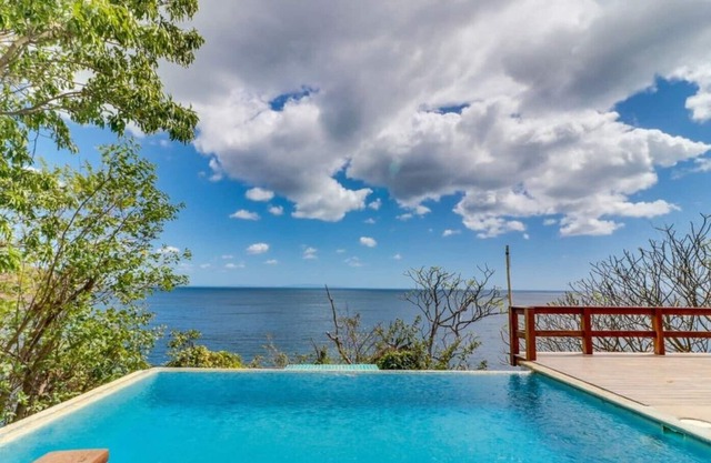 Oceanview home with private pool - walk to beach & dining!
