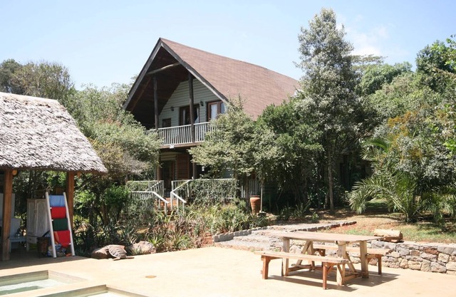Ol Losowan House, Karen
