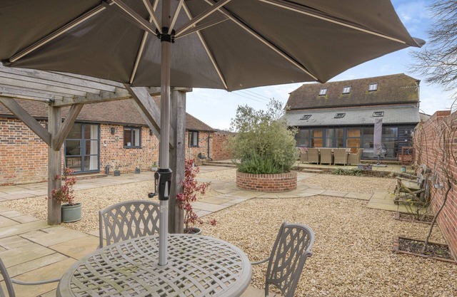 Old House Farm - Four Bedroom House, Sleeps 8