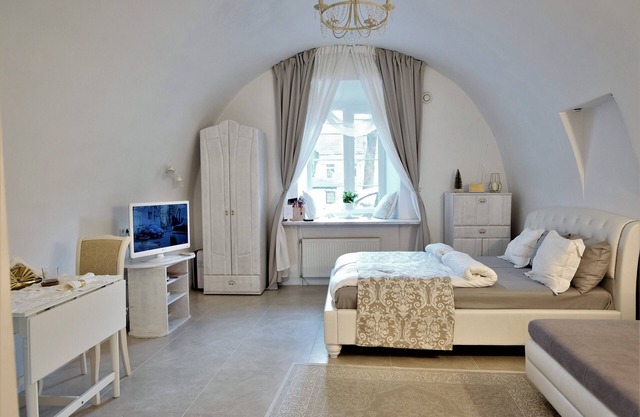 Old Town Luxury & Unique 1 bedroom apartments