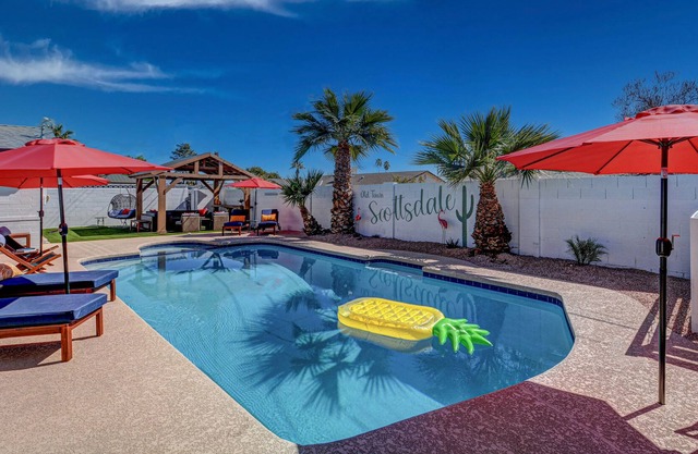 Old Town Oasis | Heated Pool, Spa and minutes to town 🌵