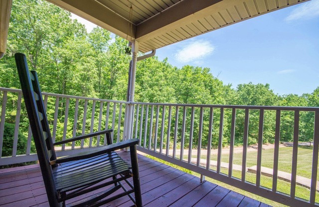 Old Wagon Lodge In Shenandoah Woods - Starlink Satellite Wi-Fi