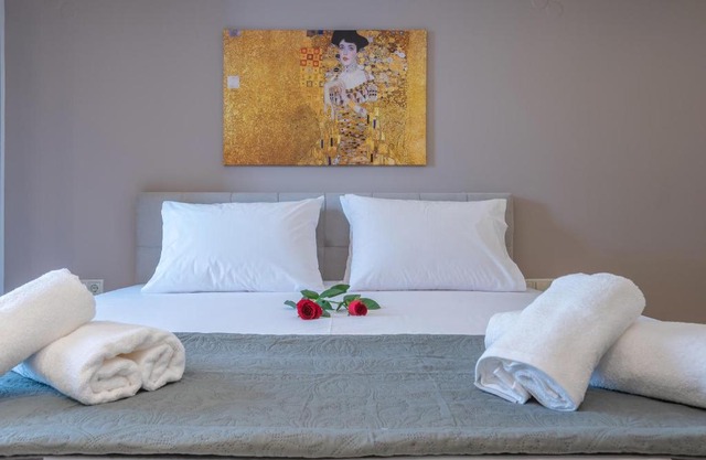 OLYMPIA ROOMS