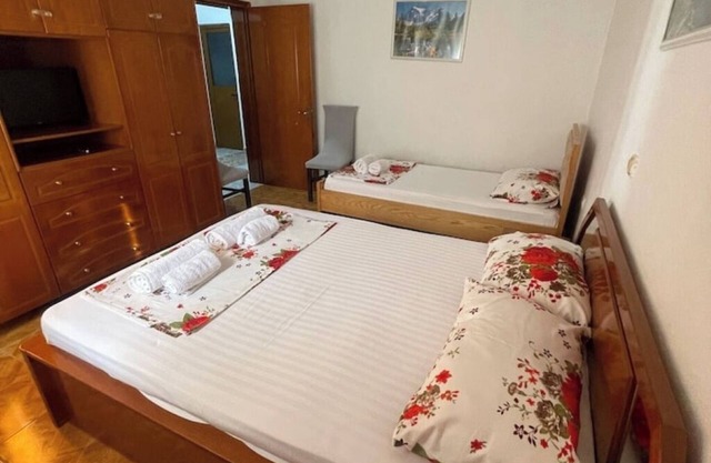 Olympia’s Apartment – Spacious Retreat for Up to 6 Guests