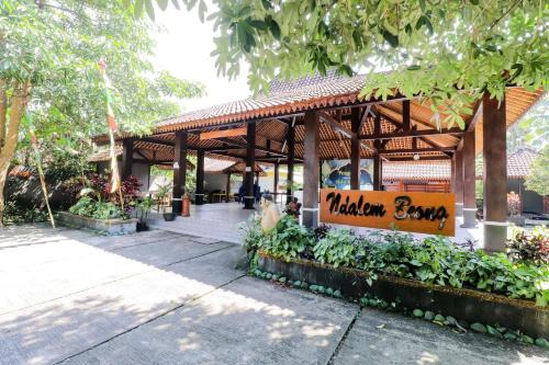 Omah Rohadi Syariah by Ndalem Beong
