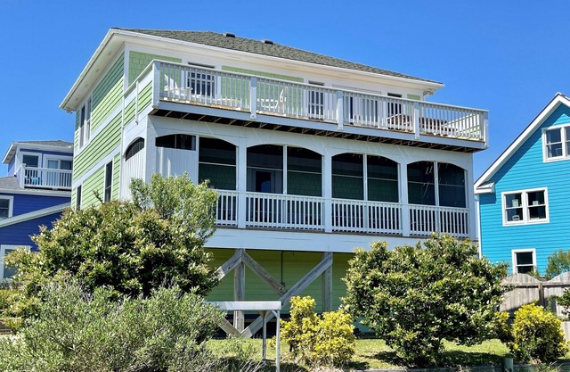 Once Upon A Tide: Waterfront home, on a small canal. Amazing views.