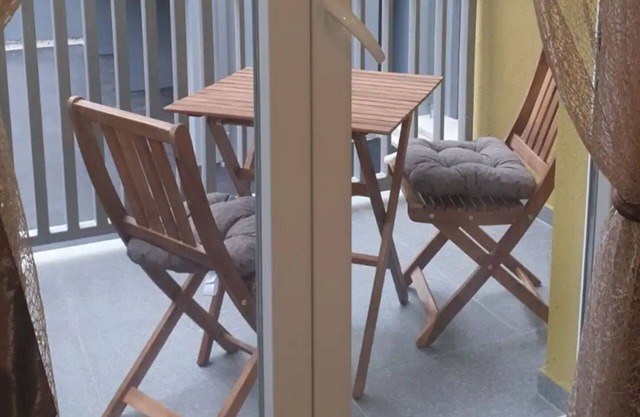 One Bedroom Apartment with Balcony