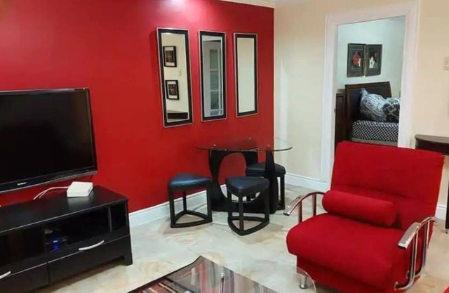 One Woodbrook Place lovely one bedroom condo