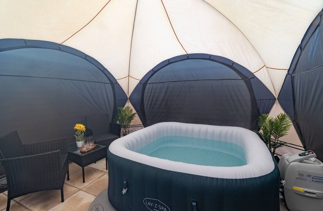 Open Mind Property - 7 Beds and Free Parking