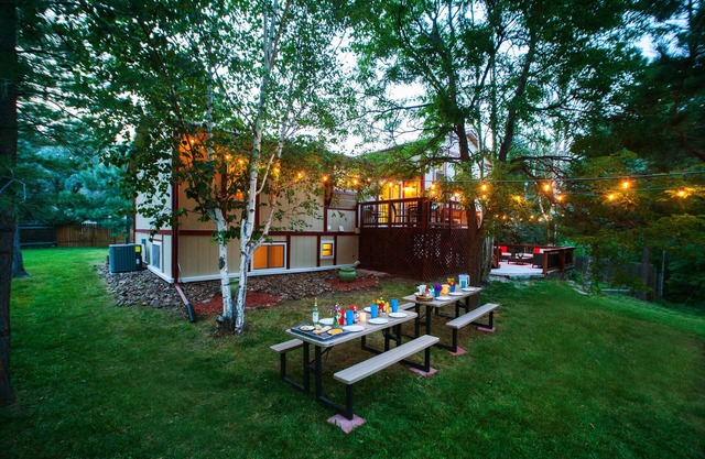 Open Thanksgiving week! Gated Retreat on premier property Dog Friendly!
