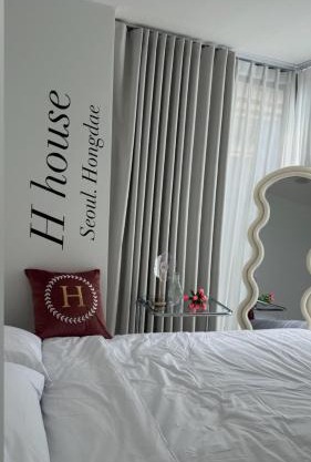 OPENㅡHongdae, Hapjeong Station 1 minute, Luxury hotel style, Panorama Han River View 6 people, 2Room, 3Q bed