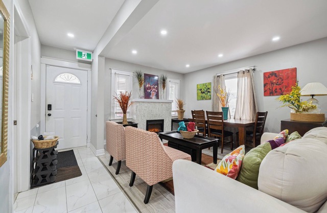 Ora's Place BNB- Walking Distance to View Falls