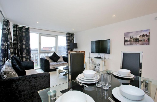 Orange Apartments - Kepplestone