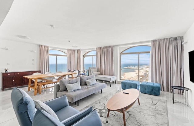 Orchid luxurious apartment