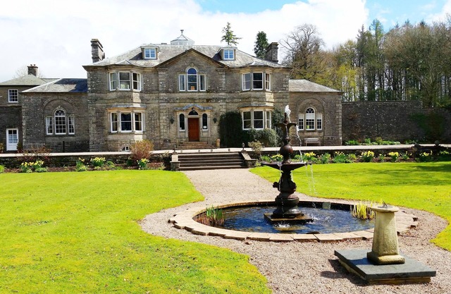 Orton Hall, Royalist Suite