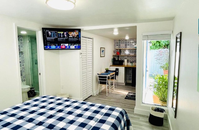 Our Lovely Nest, Free Parking & Wi-Fi