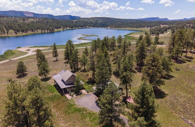 Overlook Echo Lake, Fish, Hike, Secluded, Close to Town
