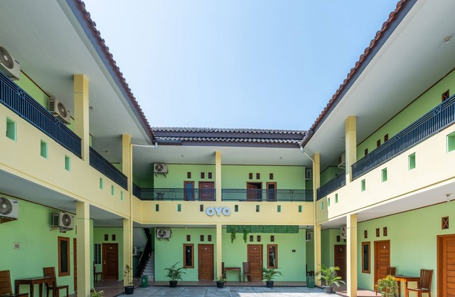 OYO 1399 Cemara Residence Syariah