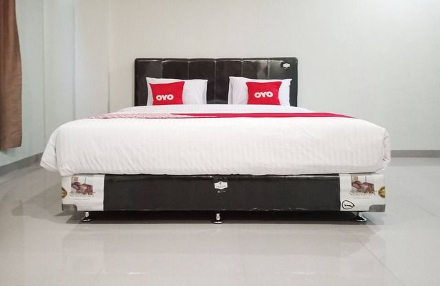 OYO 2382 Wisata Hotel
