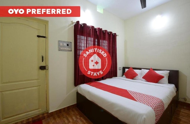 OYO 36676 Maharaja Comforts