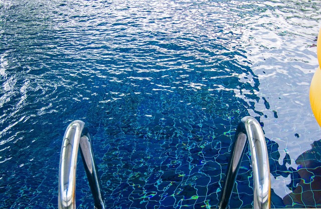 OYO 533 Runya Poolvilla