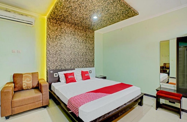 OYO 90177 Hotel Pahlawan