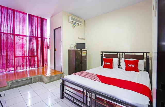 OYO 91415 De Wijaya Hotel