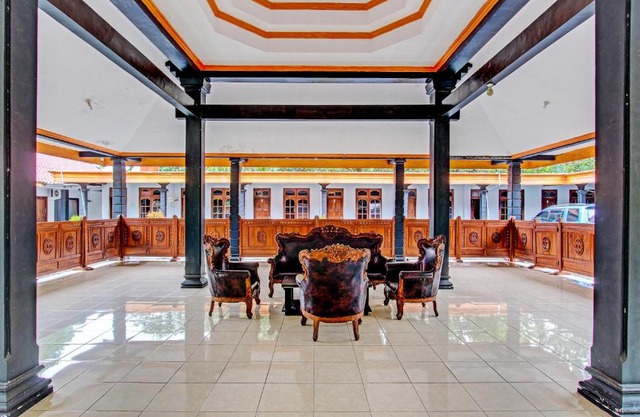 OYO 92290 Hotel Permata Sari