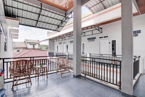 OYO 92806 Penginapan Geby Syariah