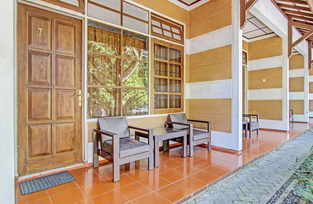 OYO 92885 Satriafi 2 Hotel